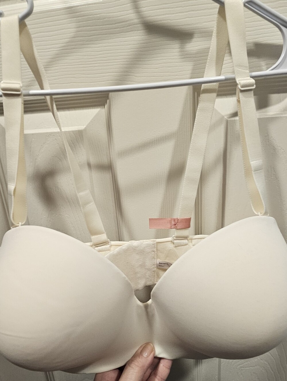38DDD Ambrielle Strapless Convertible Molded Bra - Cream